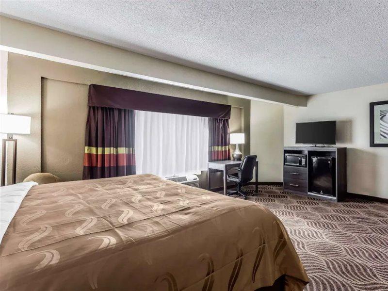 Quality Inn & Suites Salisbury Ngoại thất bức ảnh