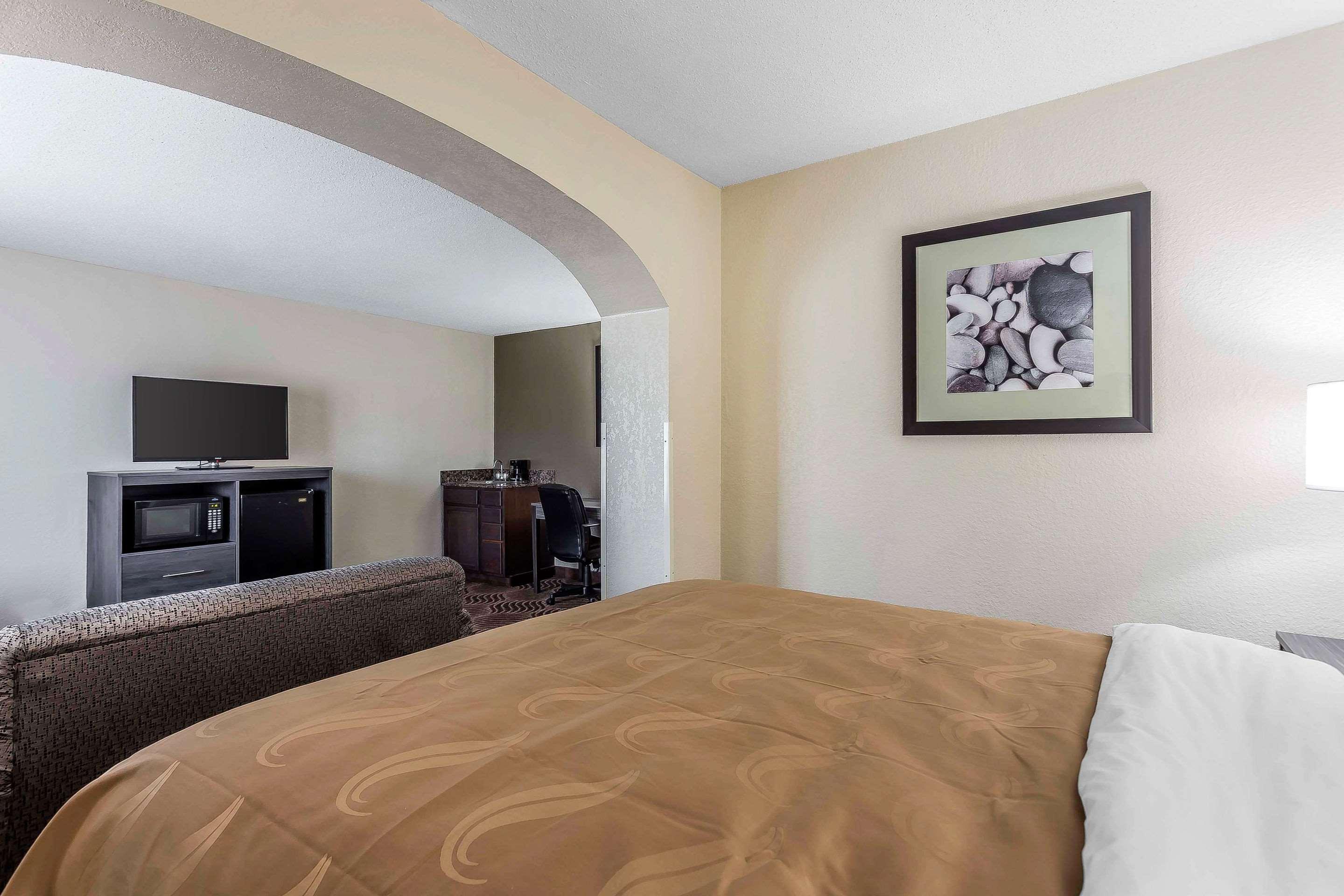 Quality Inn & Suites Salisbury Ngoại thất bức ảnh